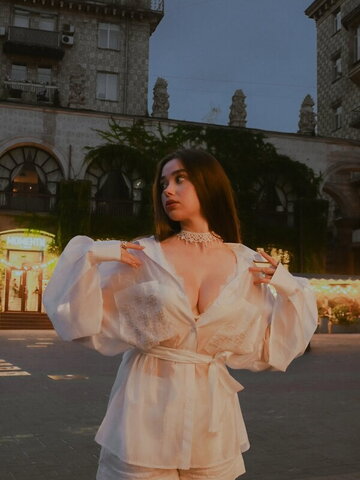 Mariia nude photo 15