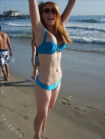 Marisha Ray nude photo 2