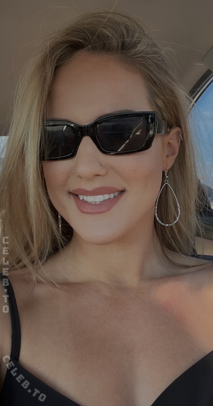 Marissa DuBois nude photo 22