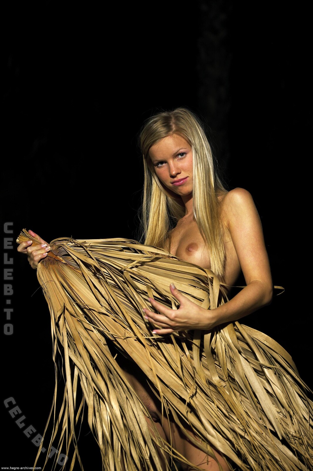 Marketa Belonhoa nude photo 9