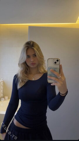 marla.schnr nude photo 18