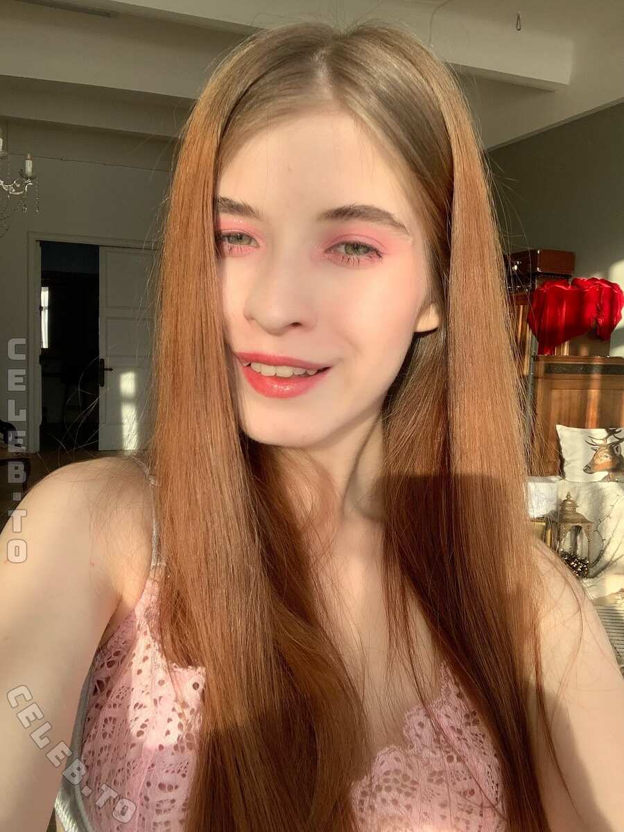 Marrenitsa nude photo 11