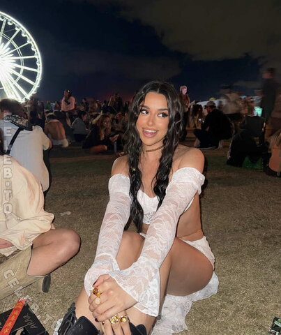 Marta Diaz nude photo 15