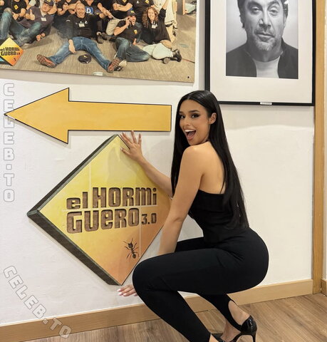 Marta Diaz nude photo 12