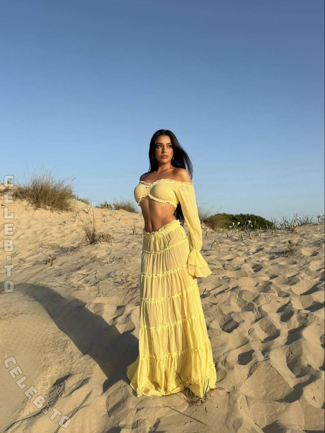 Marta Diaz nude photo 5