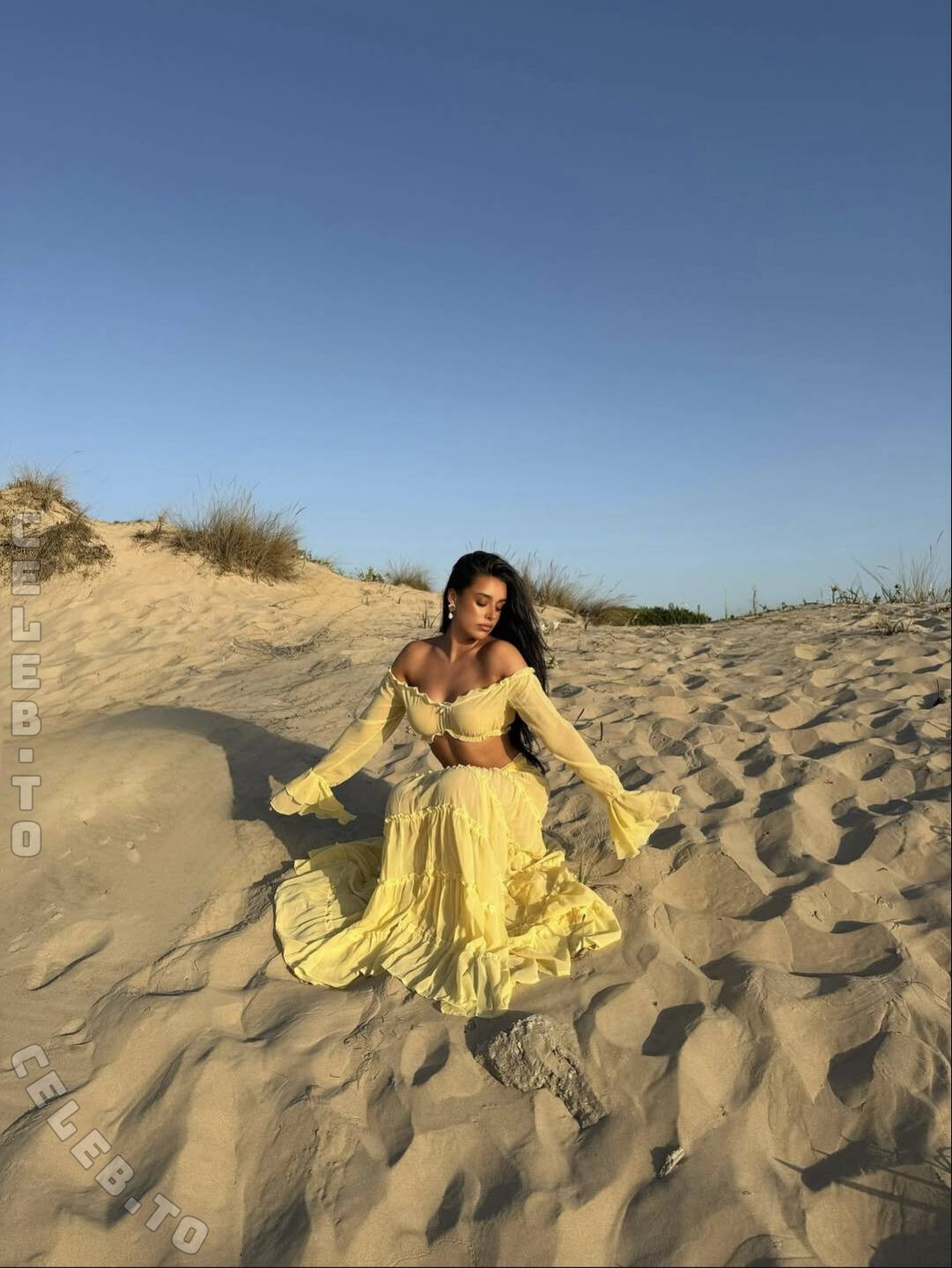 Marta Diaz nude photo 9