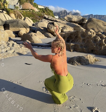 marta.kc nude photo 51
