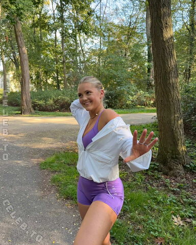 marta.kc – New Insta Post