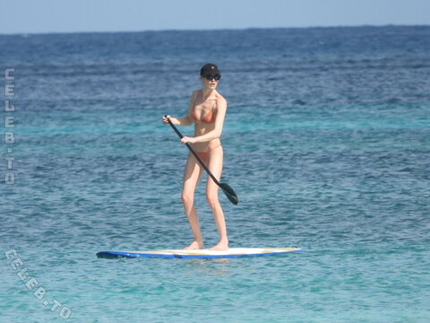 Martha Hunt nude photo 97