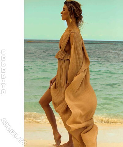 Martha Hunt nude photo 172