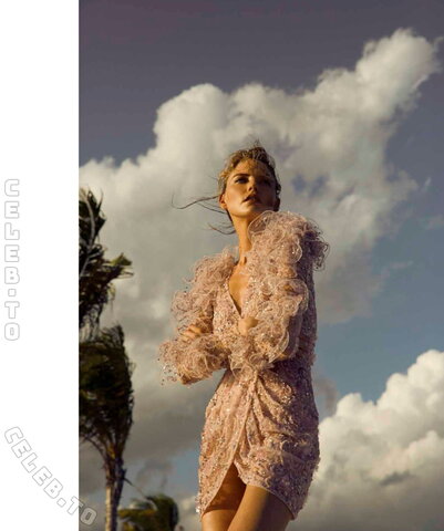 Martha Hunt nude photo 175