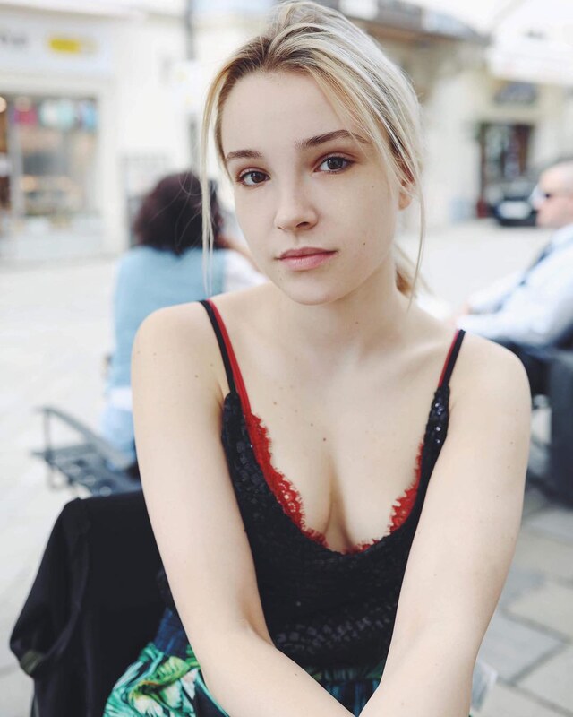Martina Horňáková moma nude photo 1