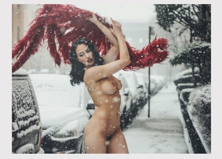 Martina Markota nude photo 3