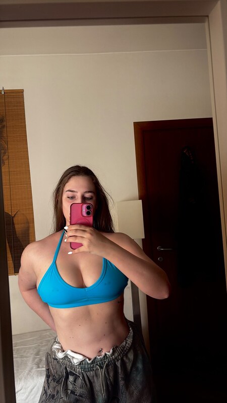 Martina Vigano nude photo 35