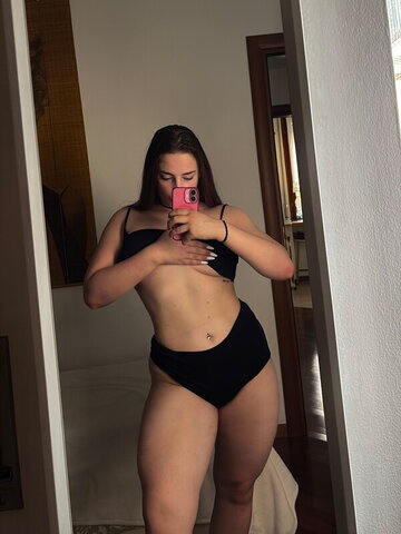 Martina Vigano nude photo 22