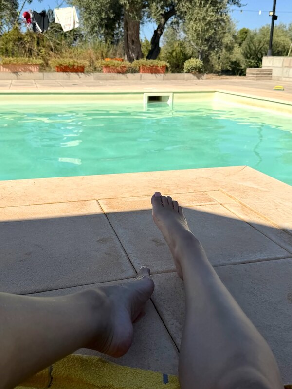 Martina Vismara nude photo 7