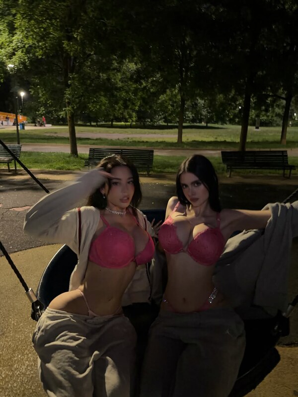 Martina Vismara nude photo 1