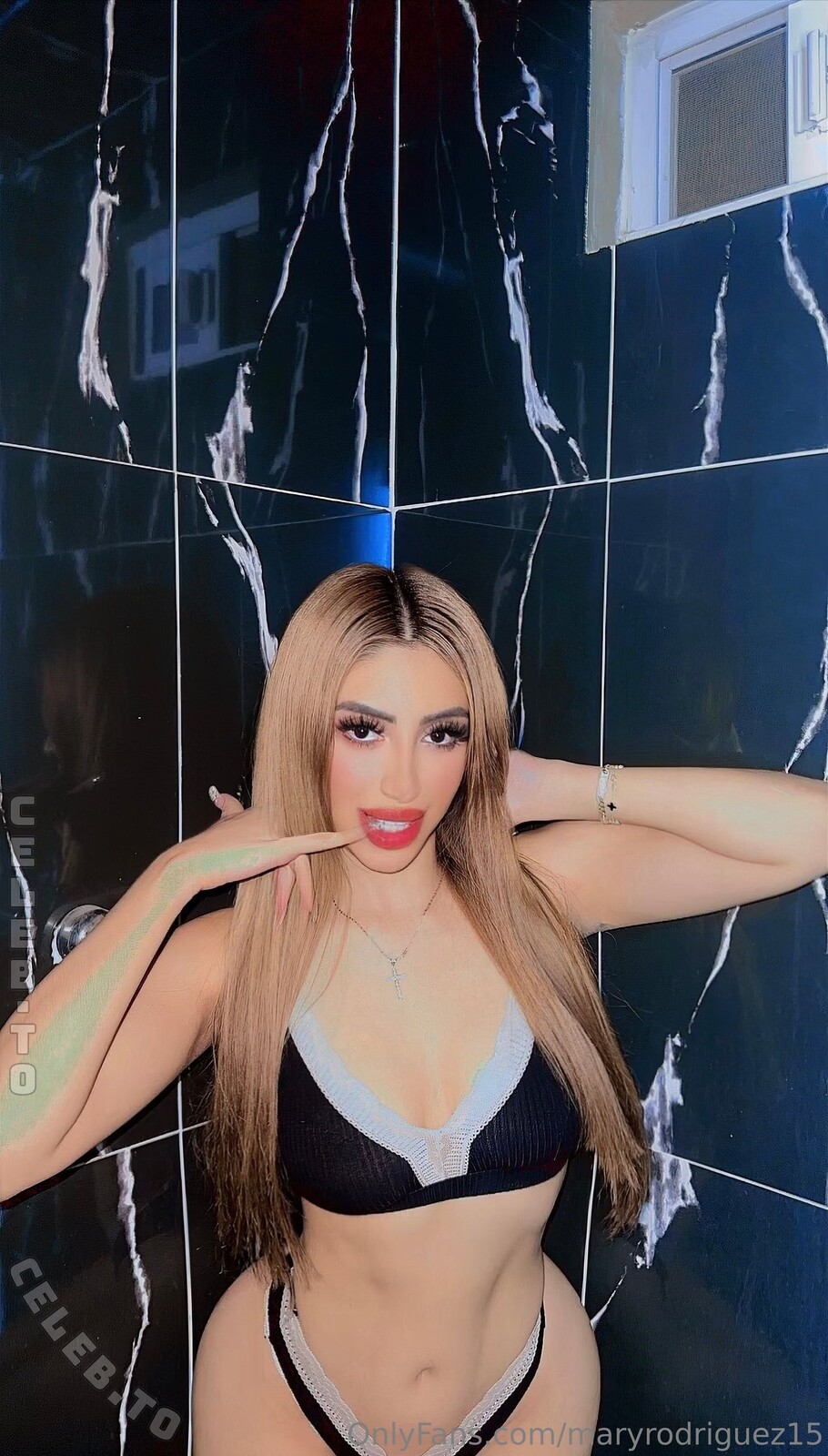 Mary Rodriguez nude photo 5
