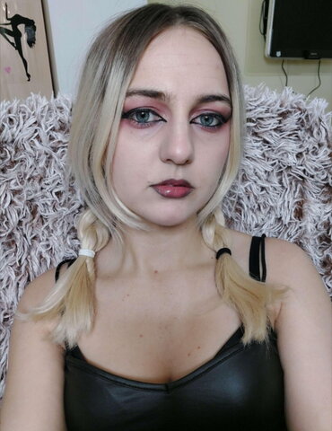 Marybyuu nude photo 3