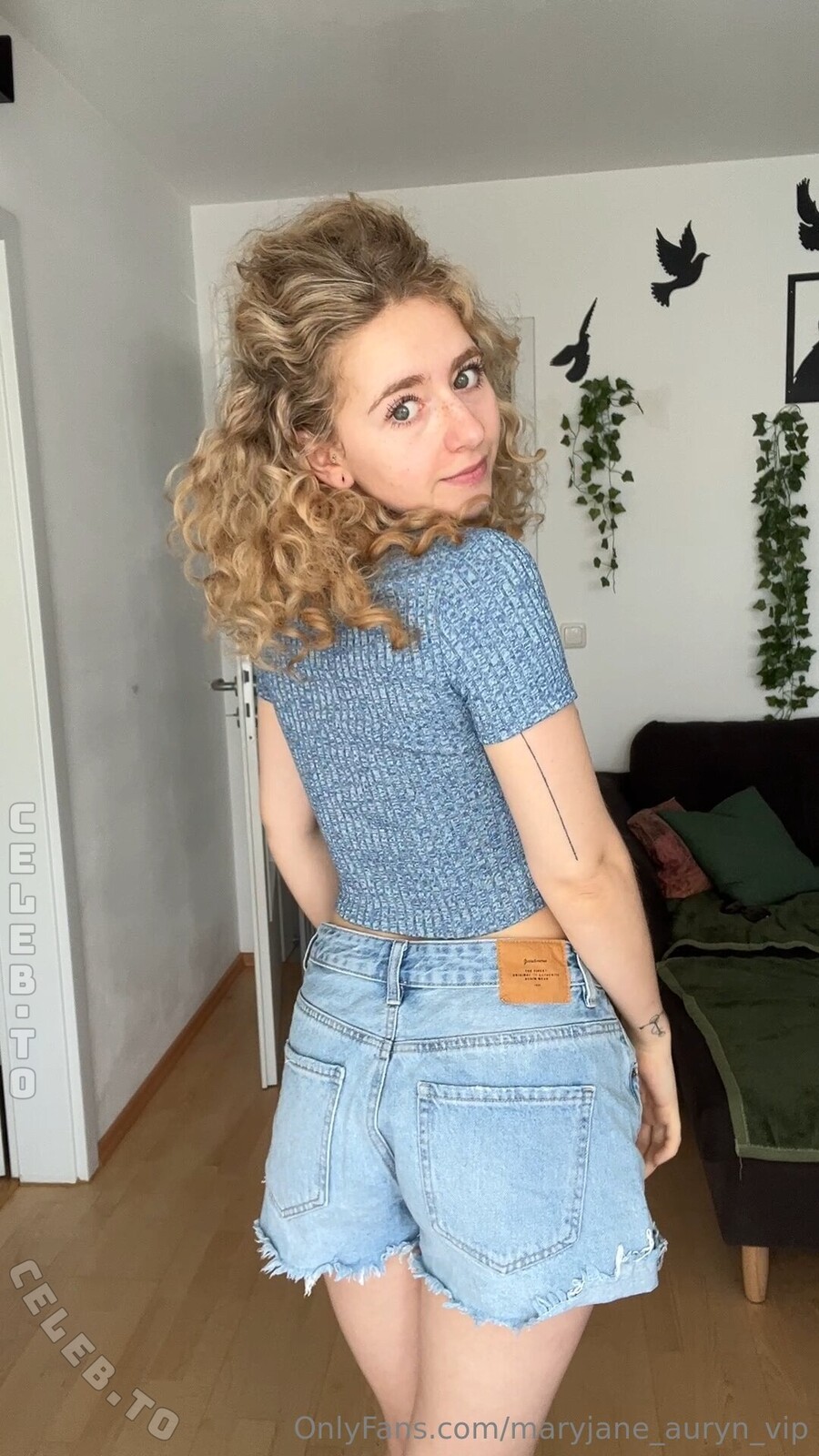 MaryjaneAuryn nude photo 6
