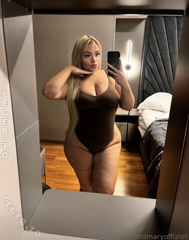 maryoffiziell nude photo 15