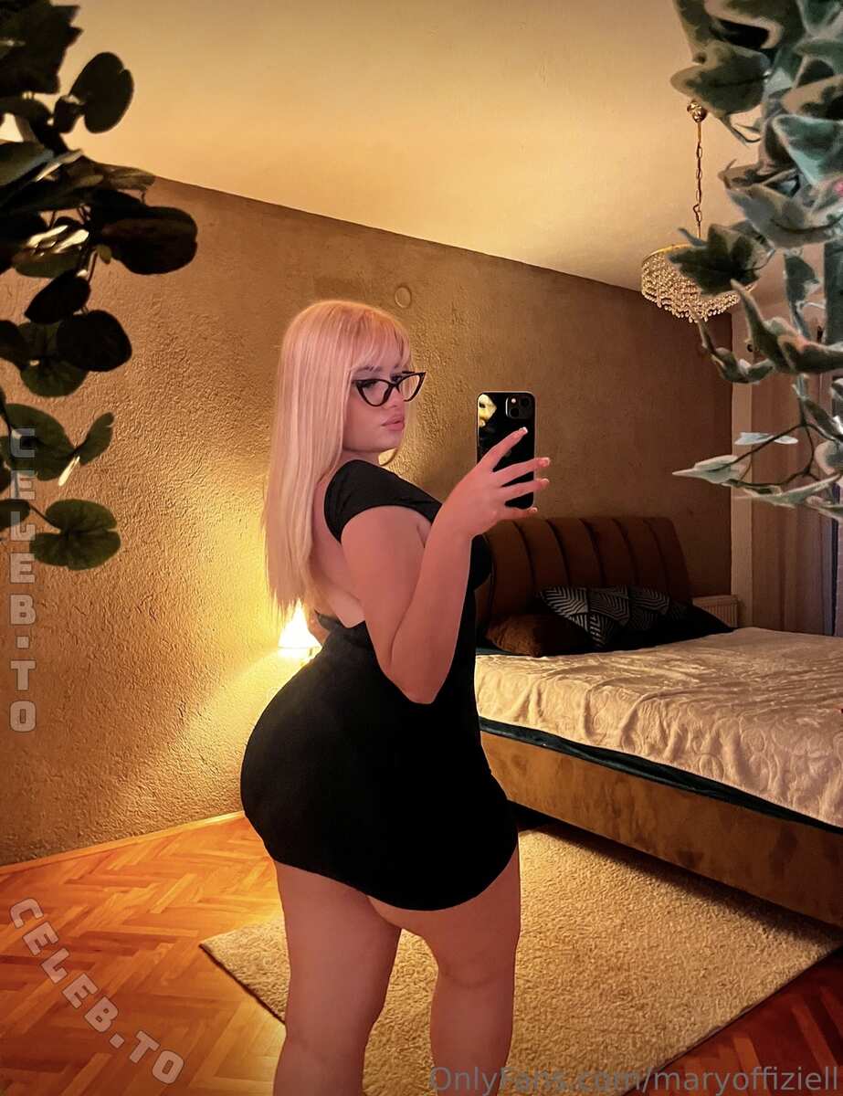 maryoffiziell nude photo 4