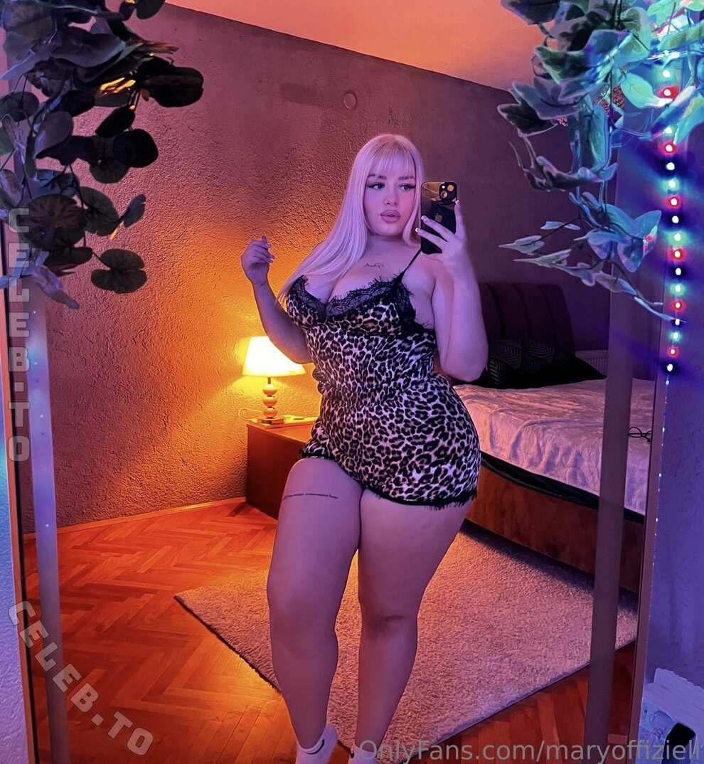 maryoffiziell nude photo 10