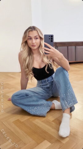 Maryyhx nude photo 19