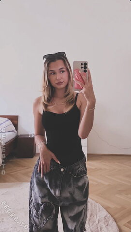 Maryyhx New (1 photo)