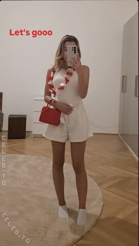 Maryyhx nude photo 5