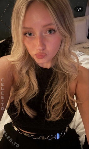 Mashabk nude photo 7
