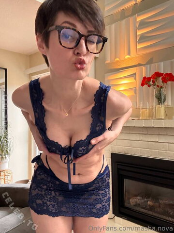 masha.nova nude photo 9