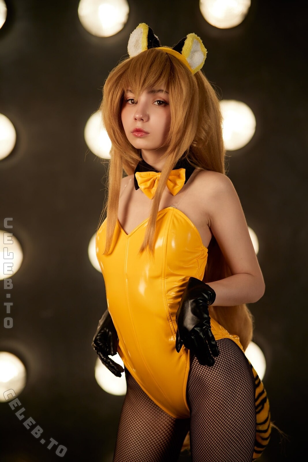 Mashiro nude photo 8