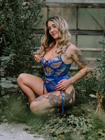 Ma_souris_a – @ma_souris_a is the former Instagram account of a German tattoo and photo shoot model named Alexa