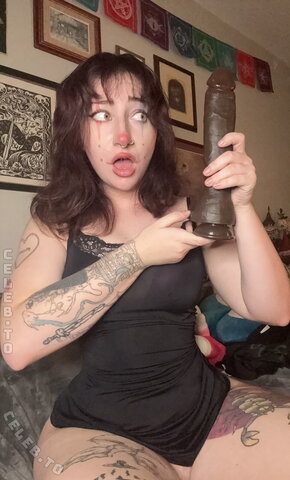 mattie garf nude photo 17