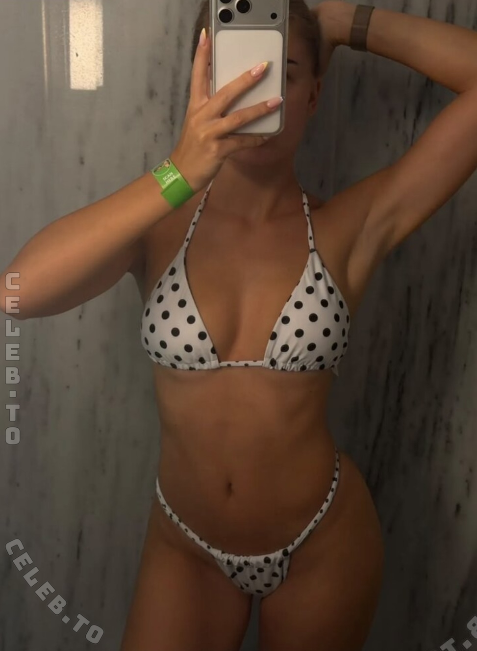 maxima_mclk nude photo 4