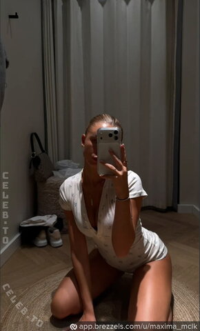 maxima_mclk nude photo 10