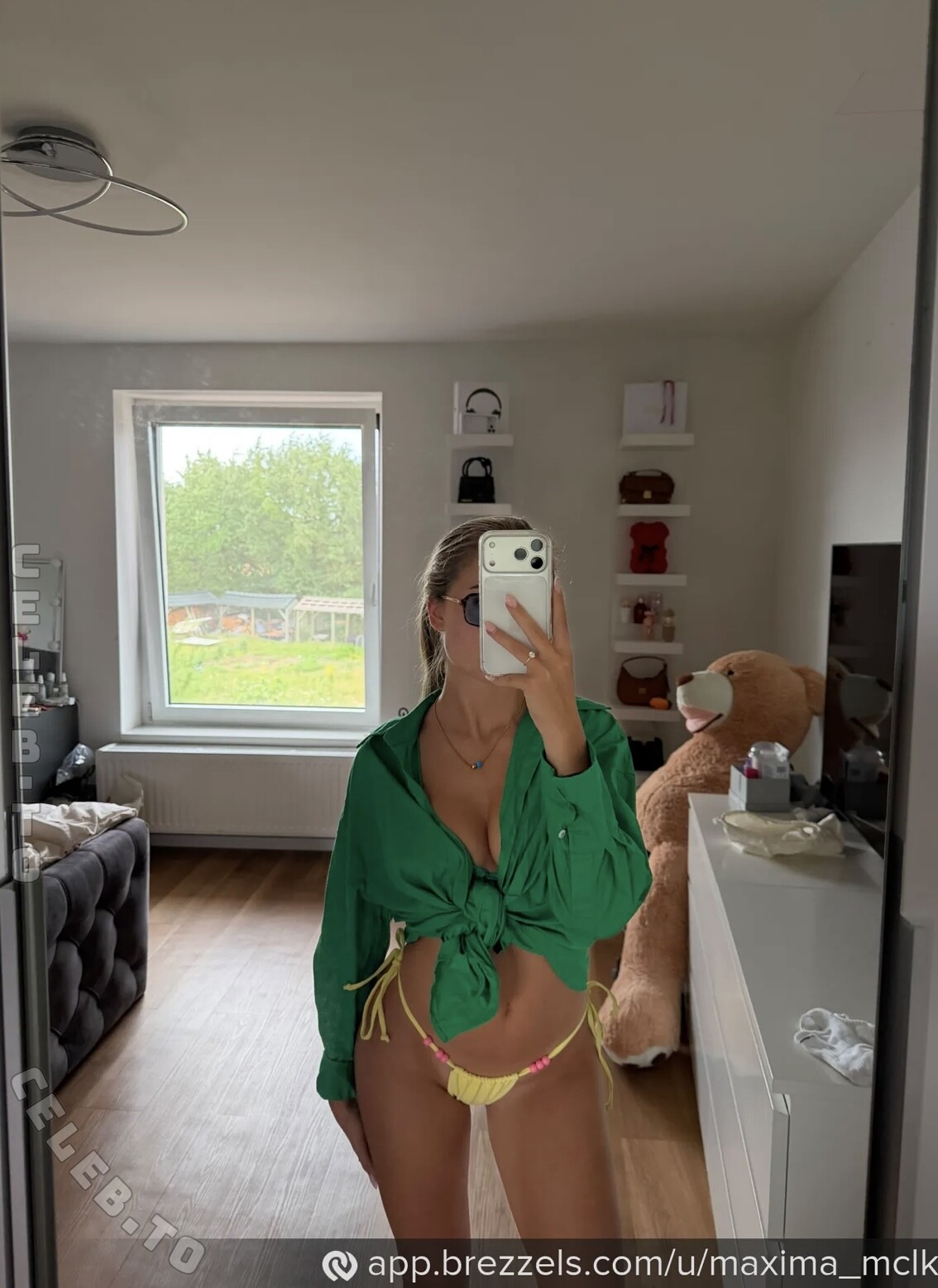 maxima_mclk nude photo 2
