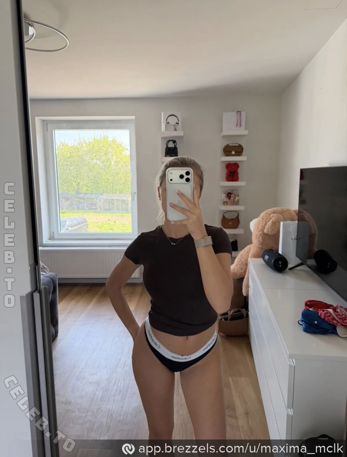 maxima_mclk nude photo 1