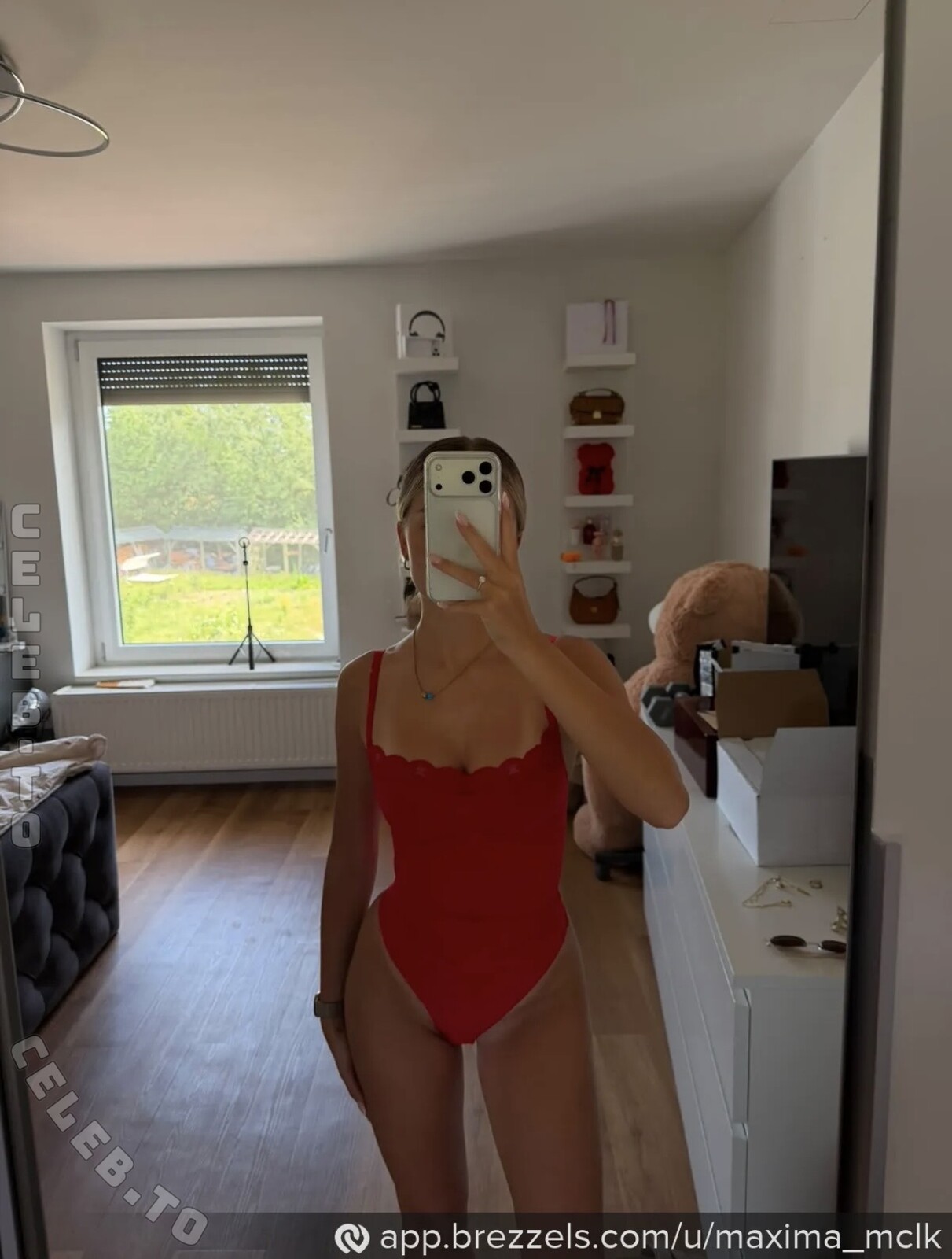 maxima_mclk nude photo 2