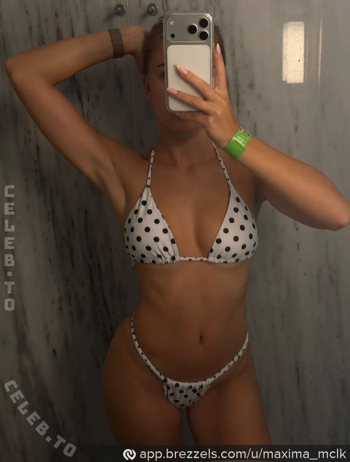 maxima_mclk nude photo 2
