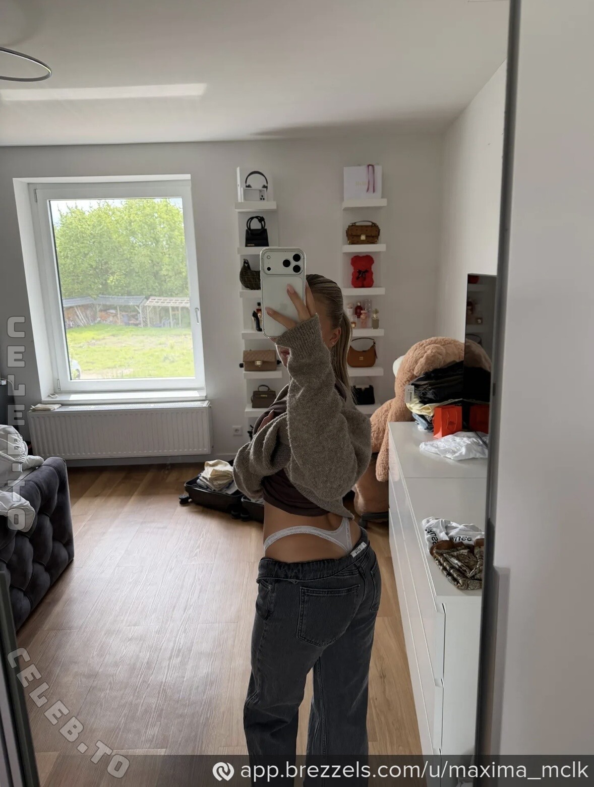 maxima_mclk nude photo 2