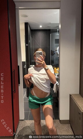 maxima_mclk nude photo 1
