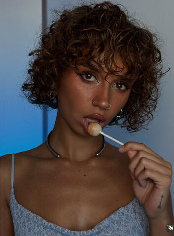 maxin.afc nude photo 2