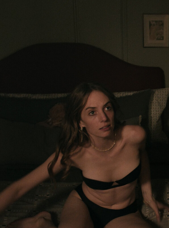 Maya Hawke nude photo 3