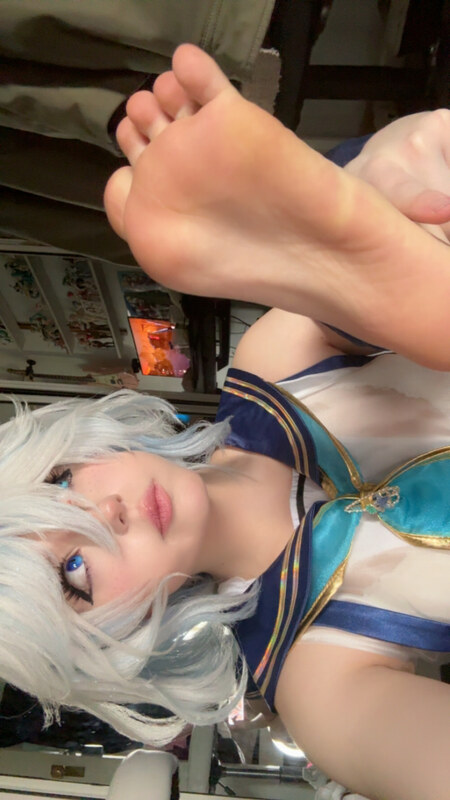 Maya nude photo 23