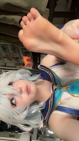 Maya nude photo 40