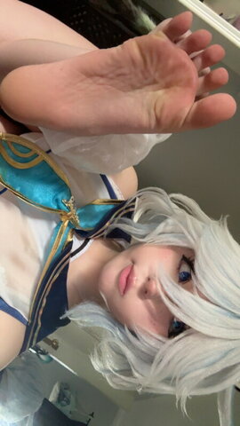 Maya nude photo 22