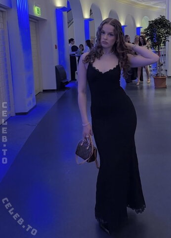 mayaa.zr nude photo 15