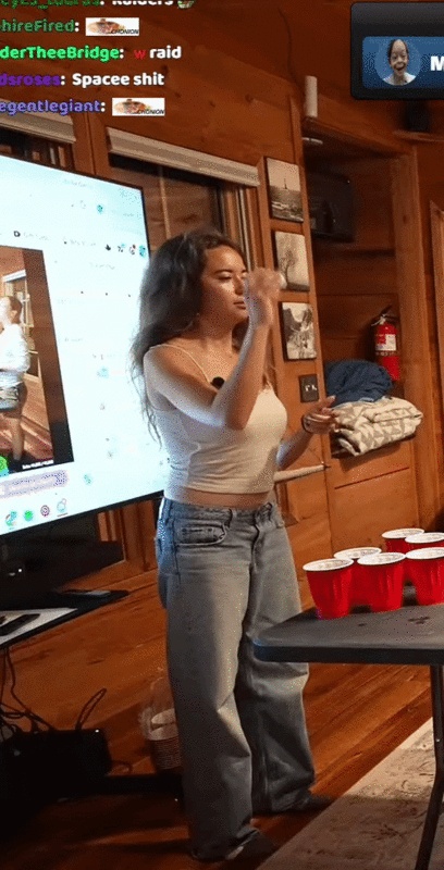 Mayahiga nude photo 2